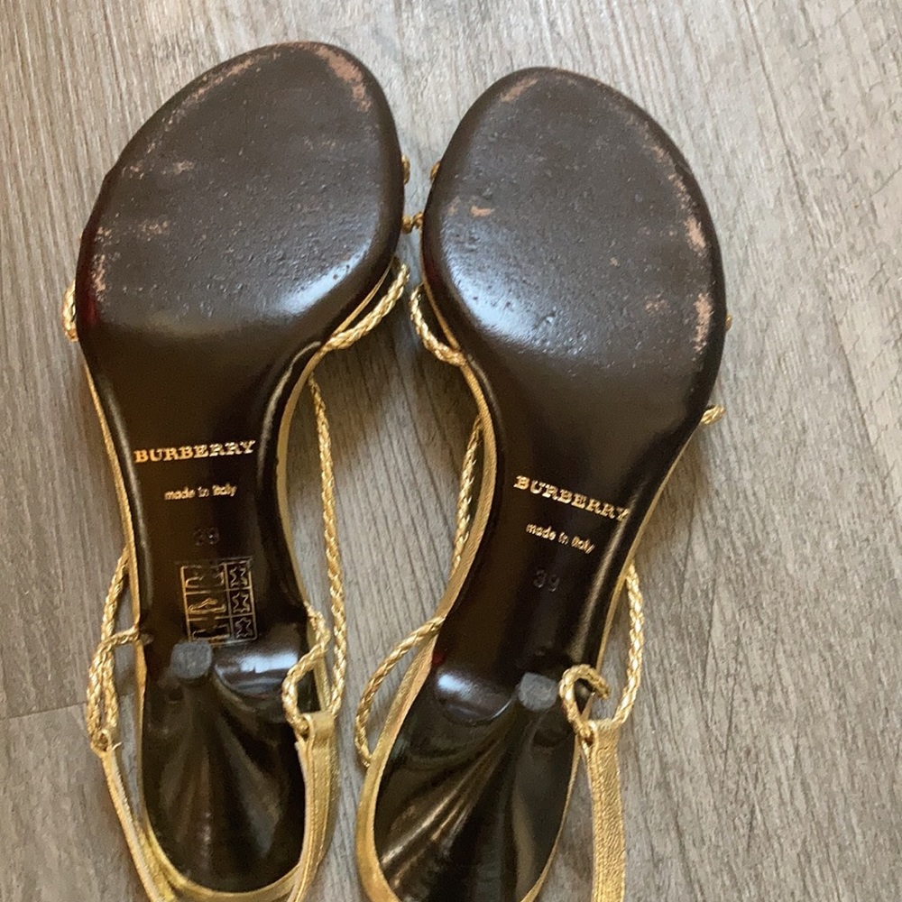 Burberry heels - Picture 4 of 5